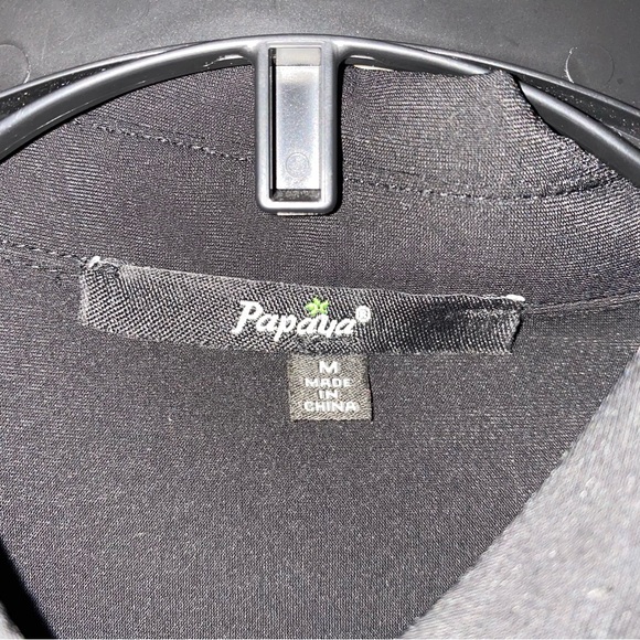 Black collar papania crop top - Picture 2 of 4